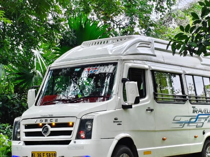 Tempo Traveller front and side view 7